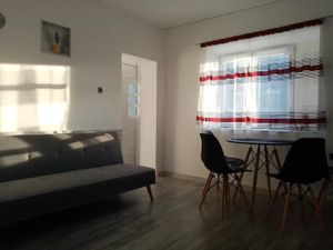 23933803-Ferienwohnung-2-Senj-300x225-1