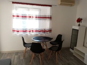 23933803-Ferienwohnung-2-Senj-300x225-3