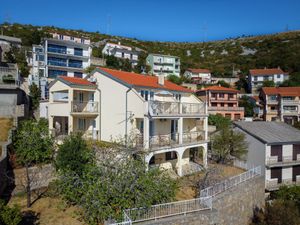 23860073-Ferienwohnung-4-Senj-300x225-1