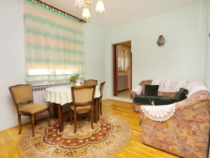 23928601-Ferienwohnung-6-Senj-300x225-2