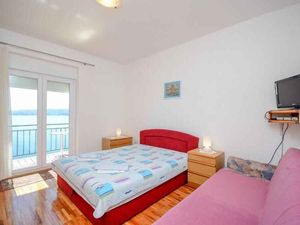 24031916-Ferienwohnung-4-Senj-300x225-5