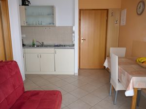 23932198-Ferienwohnung-3-Senj-300x225-5