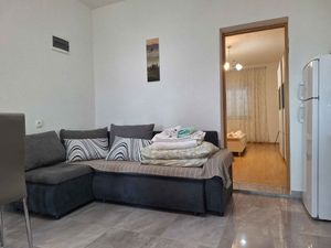 24033820-Ferienwohnung-3-Senj-300x225-4