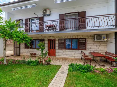 Ferienwohnung für 3 Personen (40 m²) in Senj 2/10