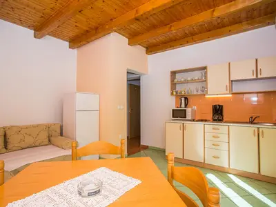 Ferienwohnung für 2 Personen (48 m²) in Senj 10/10