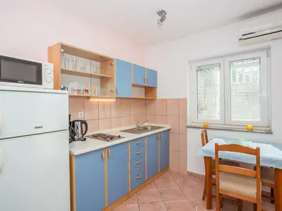 Ferienwohnung für 2 Personen (48 m²) in Senj 2/10