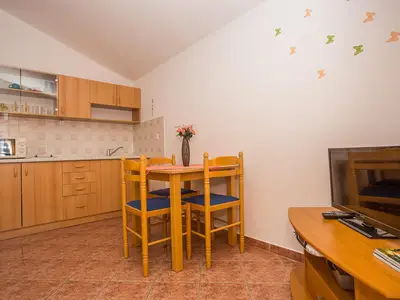 Ferienwohnung für 2 Personen (48 m²) in Senj 6/10