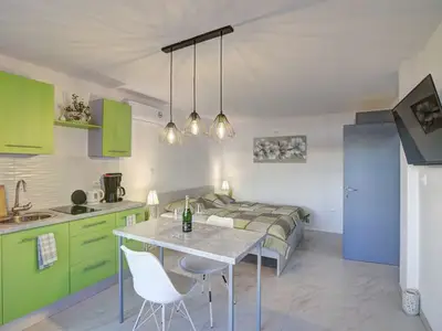 Ferienwohnung für 2 Personen in Senj 10/10