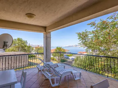 balcony-terrace