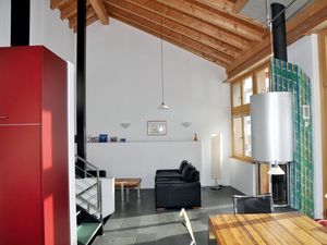 17801450-Ferienwohnung-8-Sent-300x225-2