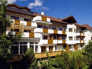 23921749-Ferienwohnung-4-Serfaus-300x225-2