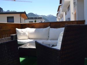 23772521-Ferienwohnung-4-Serfaus-300x225-1