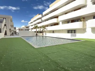 PoolOfHouse