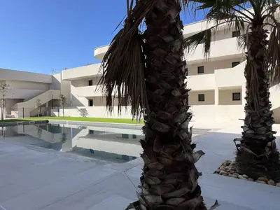 PoolOfHouse