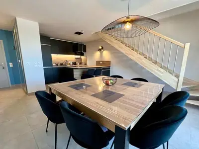 DiningRoom