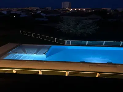 PoolOfHouse