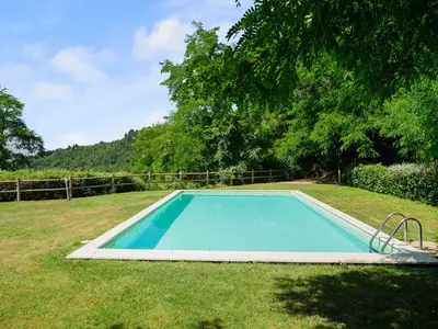 PoolOfHouse