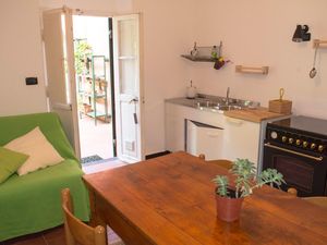 22438199-Ferienwohnung-4-Sestri Levante-300x225-3