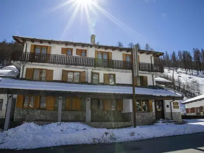 Ferienwohnung für 4 Personen (27 m²) in Sestriere 6/10