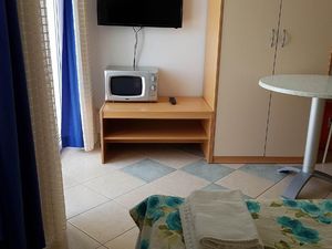 22451525-Ferienwohnung-2-Sevid-300x225-4