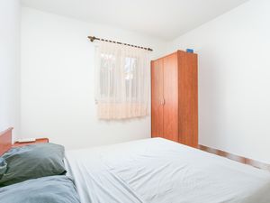 18510788-Ferienwohnung-4-Sevid-300x225-5