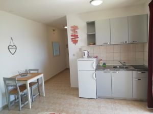 18693408-Ferienwohnung-2-Sevid-300x225-3