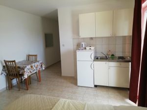 18693410-Ferienwohnung-2-Sevid-300x225-2