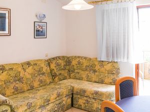 23092331-Ferienwohnung-4-Sevid-300x225-3