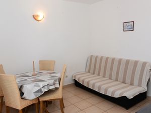 23658009-Ferienwohnung-6-Sevid-300x225-1