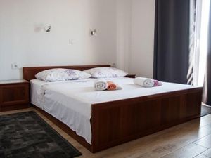 24050872-Ferienwohnung-4-Sevid-300x225-5