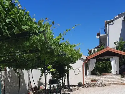 Ferienwohnung für 3 Personen in Šibenik 10/10