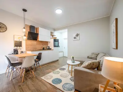 Ferienwohnung für 2 Personen (48 m²) in Šibenik 4/10