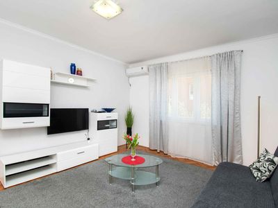 Ferienwohnung für 6 Personen (80 m²) in Šibenik 1/10