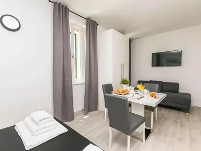 Ferienwohnung für 3 Personen (35 m²) in Šibenik 4/10
