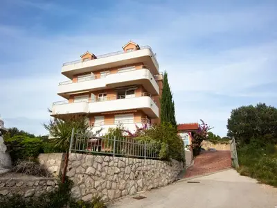 Ferienwohnung für 3 Personen in Šibenik 1/10