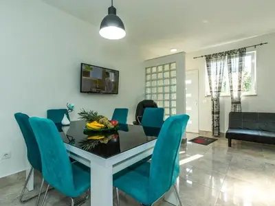 Ferienwohnung für 5 Personen in Šibenik 9/10