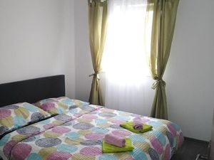 Ferienwohnung für 5 Personen (60 m²) in Sibenik-Brodarica