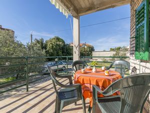 balcony-terrace