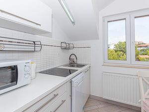 23756644-Ferienwohnung-4-Sibenik-Brodarica-300x225-4