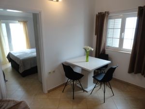 18321550-Ferienwohnung-3-Sibenik-Brodarica-300x225-1