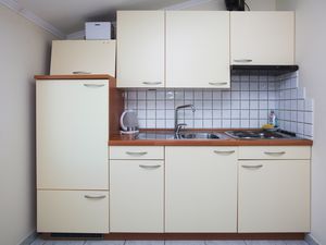 19697731-Ferienwohnung-2-Sibenik-Brodarica-300x225-3