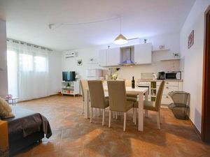 23539207-Ferienwohnung-6-Sibenik-Brodarica-300x225-5