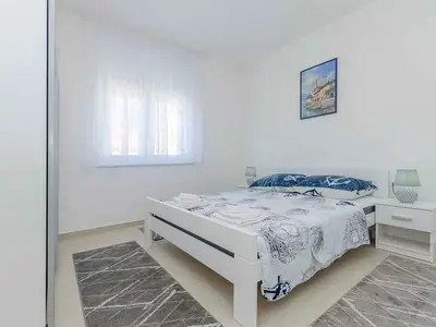 Ferienwohnung für 5 Personen (80 m²) in Sibenik-Brodarica 5/10