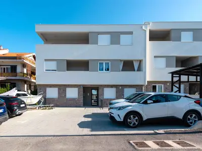 Ferienwohnung für 5 Personen (60 m²) in Sibenik-Brodarica 1/10