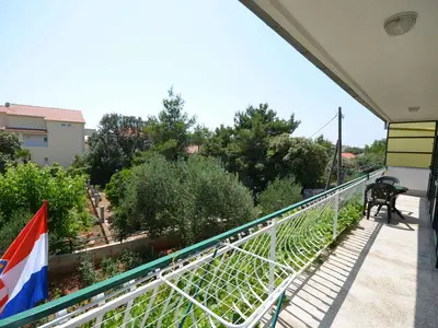 Ferienwohnung für 8 Personen (100 m²) in Sibenik-Brodarica 9/10