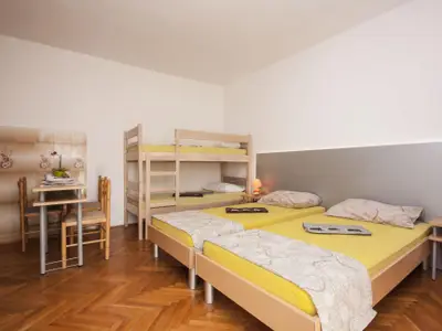 Ferienwohnung für 3 Personen (23 m²) in Sibenik-Brodarica 3/10