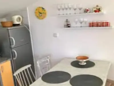 DiningRoom