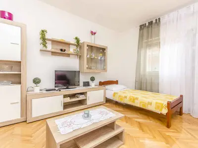 Ferienwohnung für 6 Personen (90 m²) in Sibenik-Brodarica 9/10