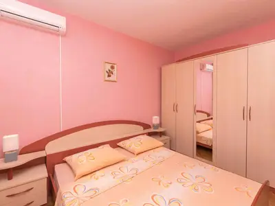 Ferienwohnung für 4 Personen (40 m²) in Sibenik-Brodarica 2/10