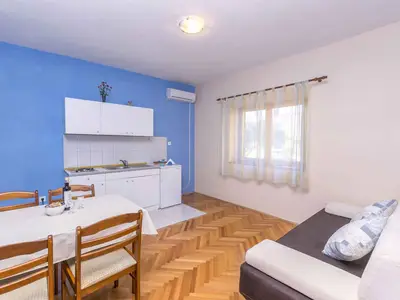 Ferienwohnung für 4 Personen (40 m²) in Sibenik-Brodarica 2/10